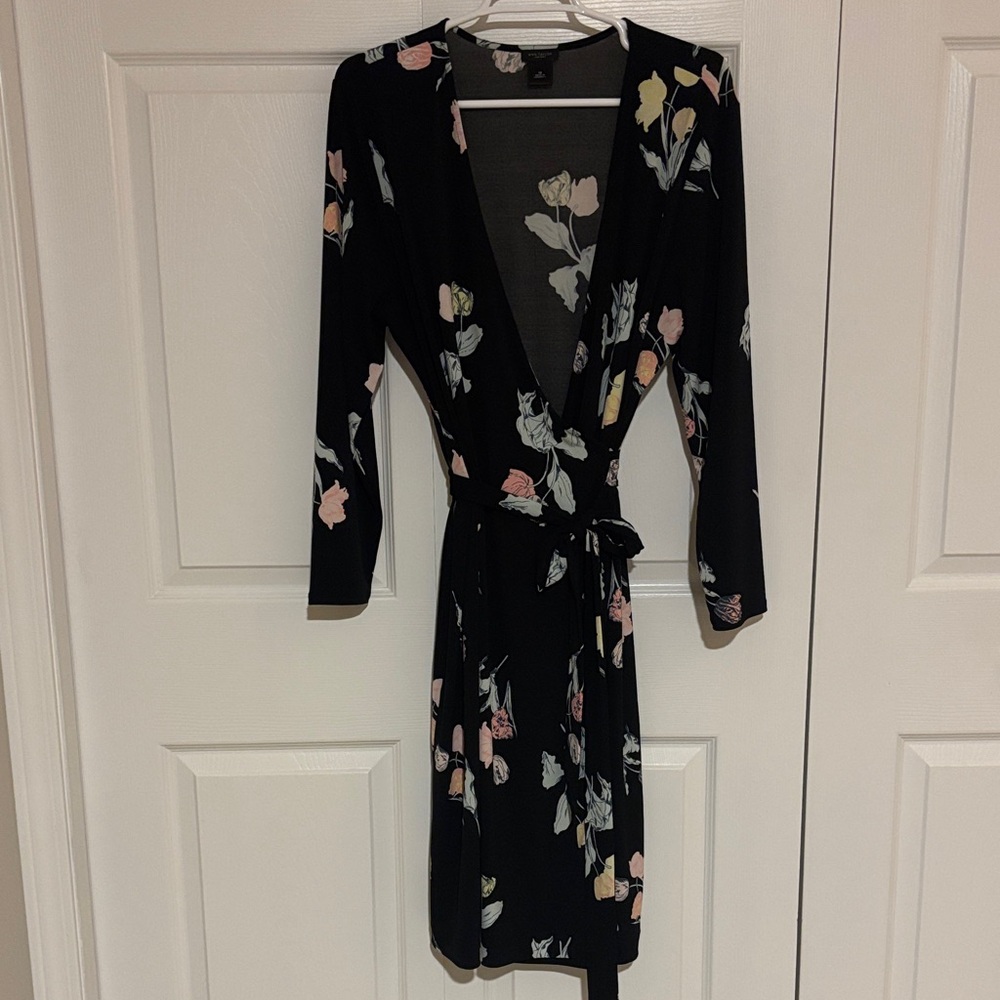 Ann Taylor Black Floral Long Sleeve Dress
